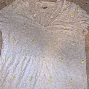 Gray lemon tshirt